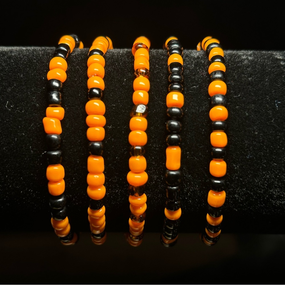 Halloween Orange and Black Beaded Bracelet Set of 5 Small 6-6.5inch